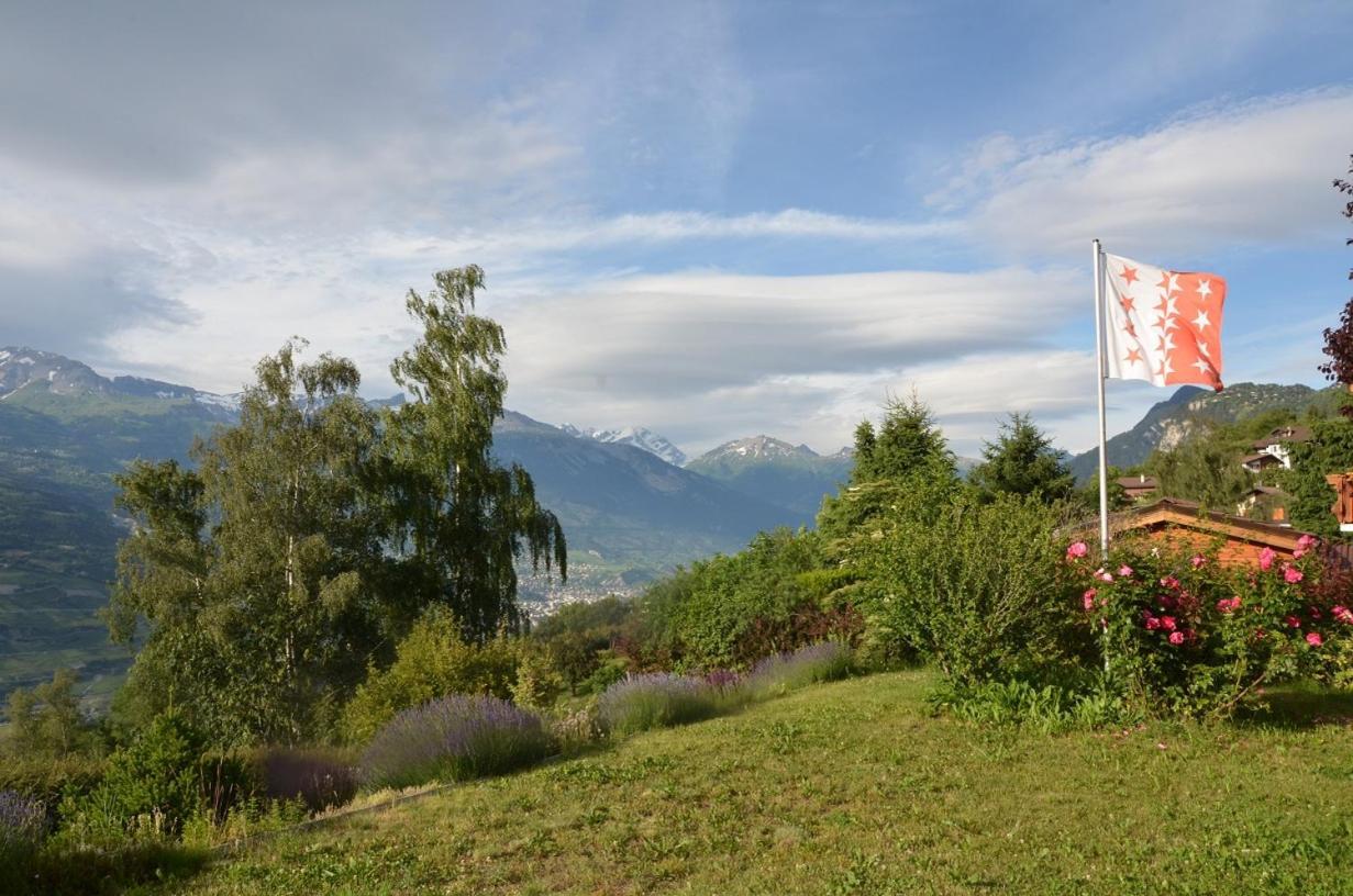 Chalet Le Colinet Villa Rechy Esterno foto